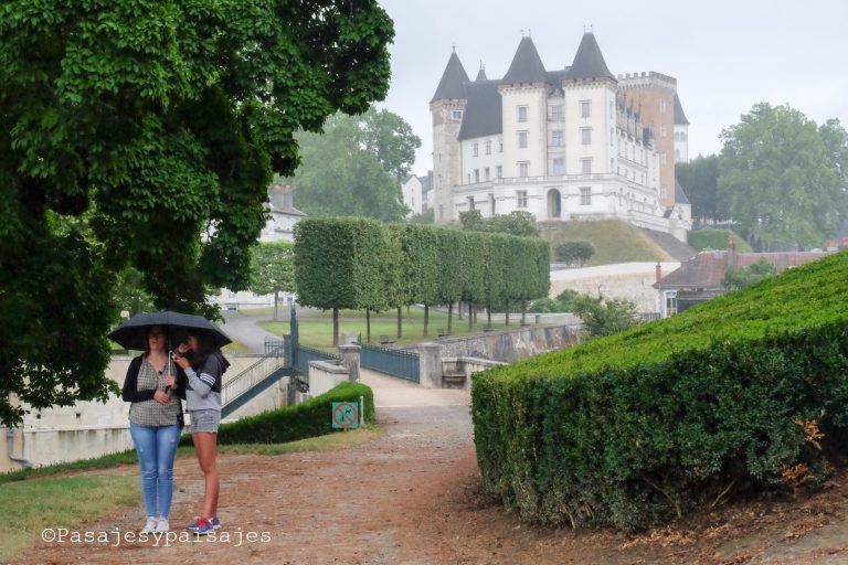 PAU, visita al castillo y recorrido por la ciudad