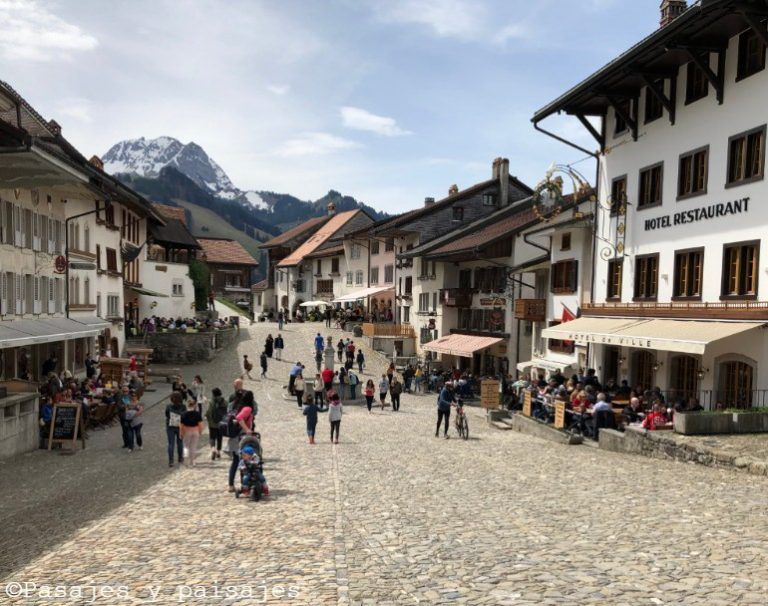 GRUYÈRES, un pueblo de postal